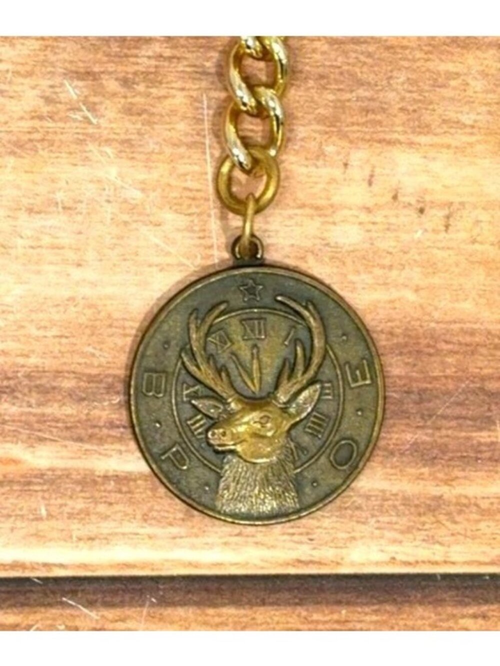 TS Vintage BPOE Elks Stag Clock Keychain Gold Tone Lodge Fraternal 19.45g